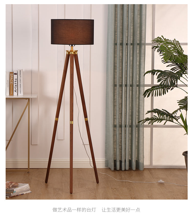 Tripod Floor Light Black White Lampshade Metal Plated